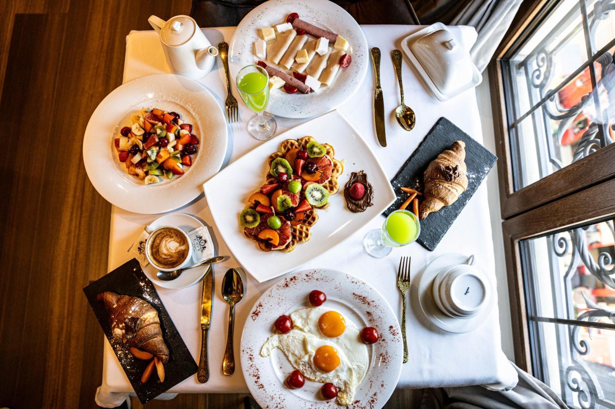 Envy Hotel Драч Екстериор снимка